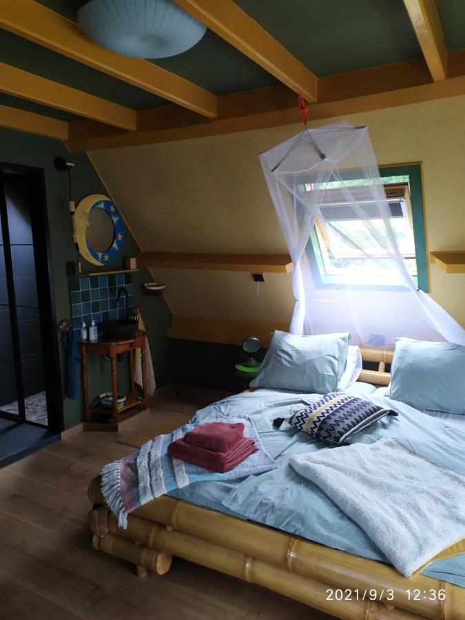 Ferienwohnung Oeroeboeroe Roderesch Exterior foto